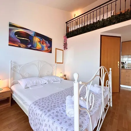 Butkovi - One Bedroom A5 Διαμέρισμα *
