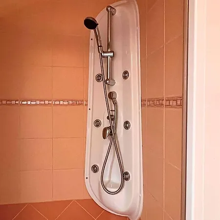 Butkovi - One Bedroom A5 דירה *